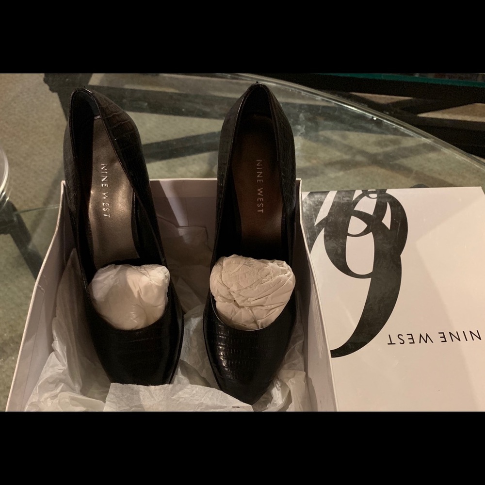 Black Nine West Pumps